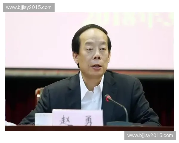 以体育青少年基金为核心推动青少年全面发展与健康成长战略研究